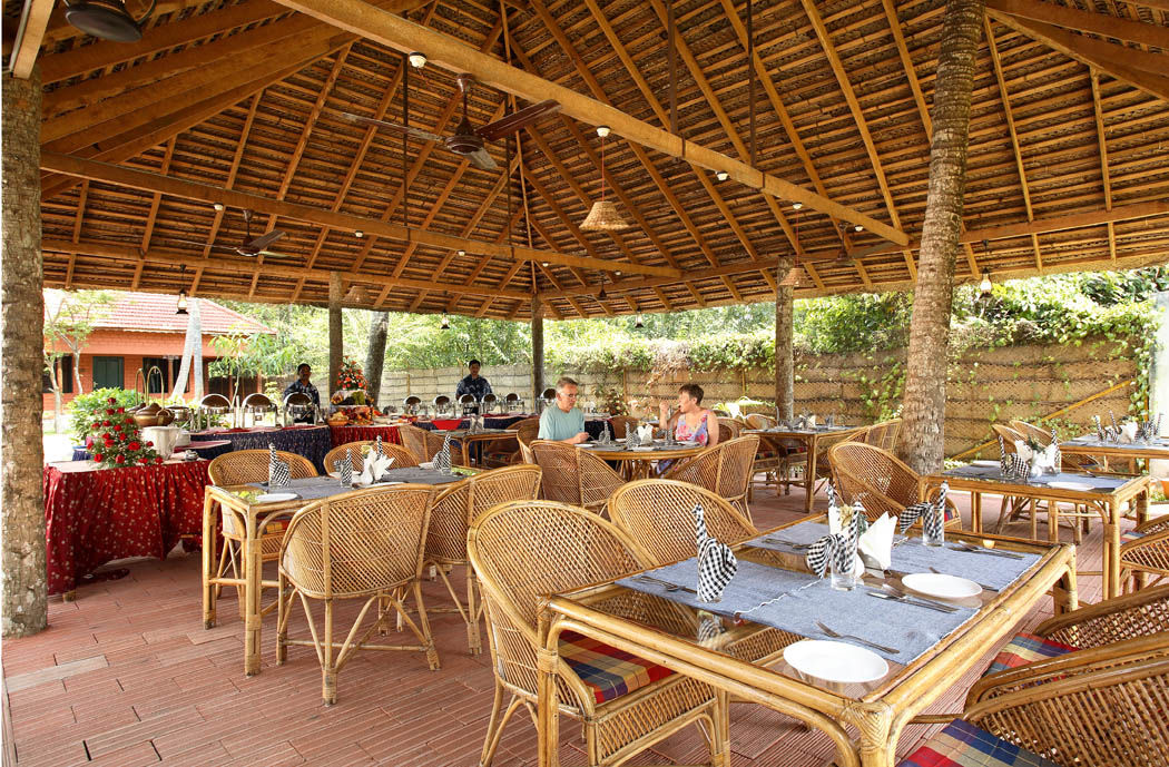 Cocobay Resort クマラコム レストラン 写真