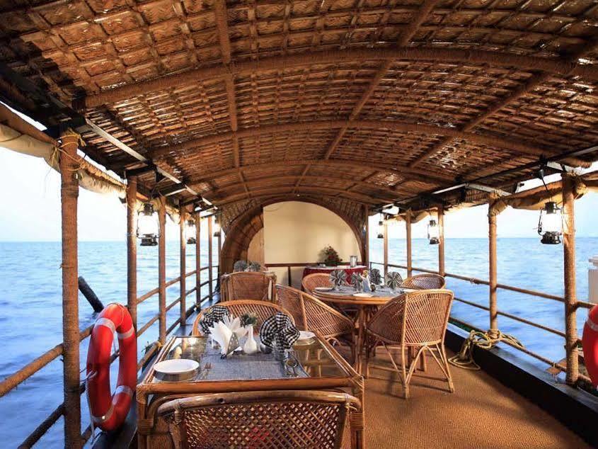 Cocobay Resort クマラコム エクステリア 写真